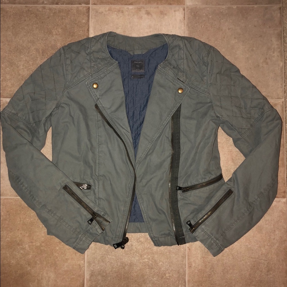 Gap jacket